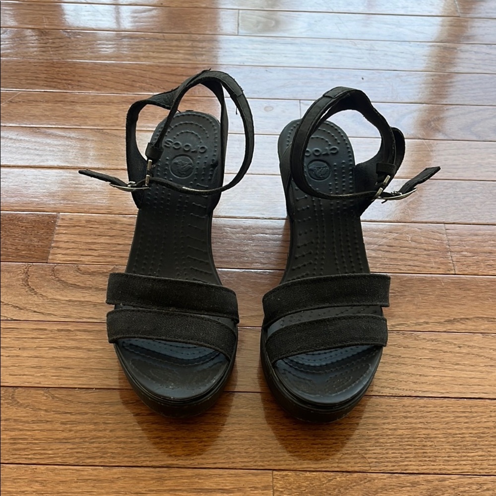 CROCS Black Sandals Minimalist Design